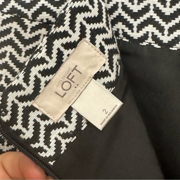 Loft Black & White Geometric Modest Work Office Skirt - Picture 2 of 5